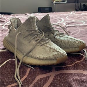 Yeezy boost 350 “sesame” size 11